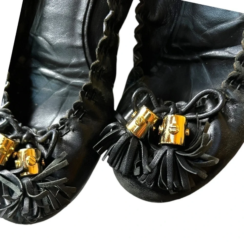 ▶️ Tory Burch ◀️ Reese Black Flats with Tassels. 6.5